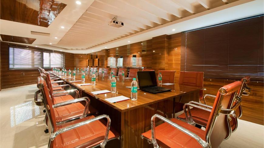Airport Ramhan Palace Mahipalpur Hotel New Delhi